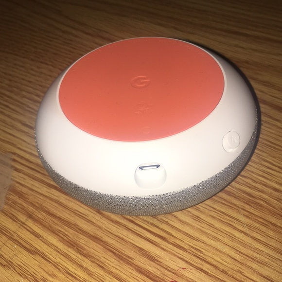 Google mini - Picture 2 of 2